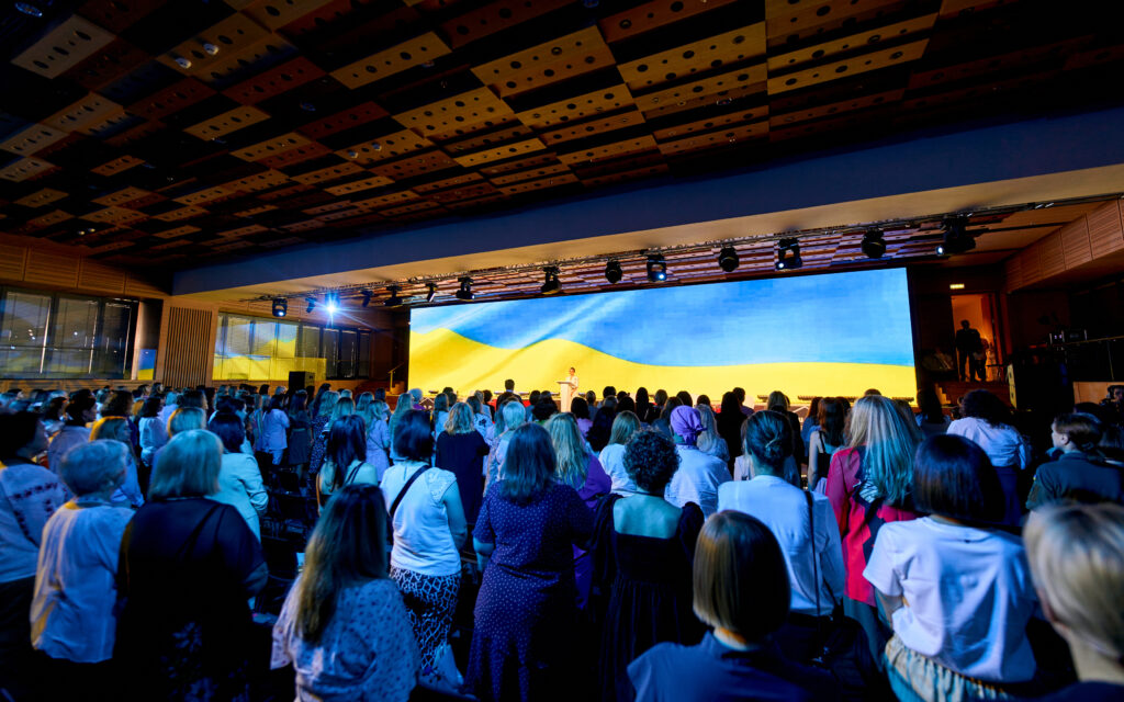 WOMEN LEADERSHIP IN WARTIME