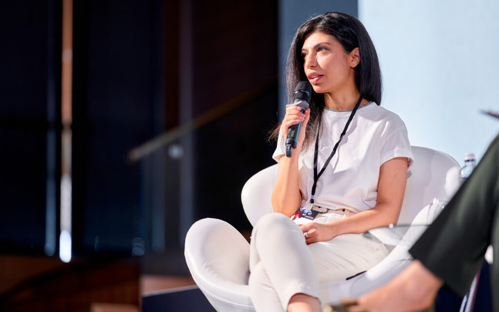 WOMEN LEADERSHIP IN WARTIME