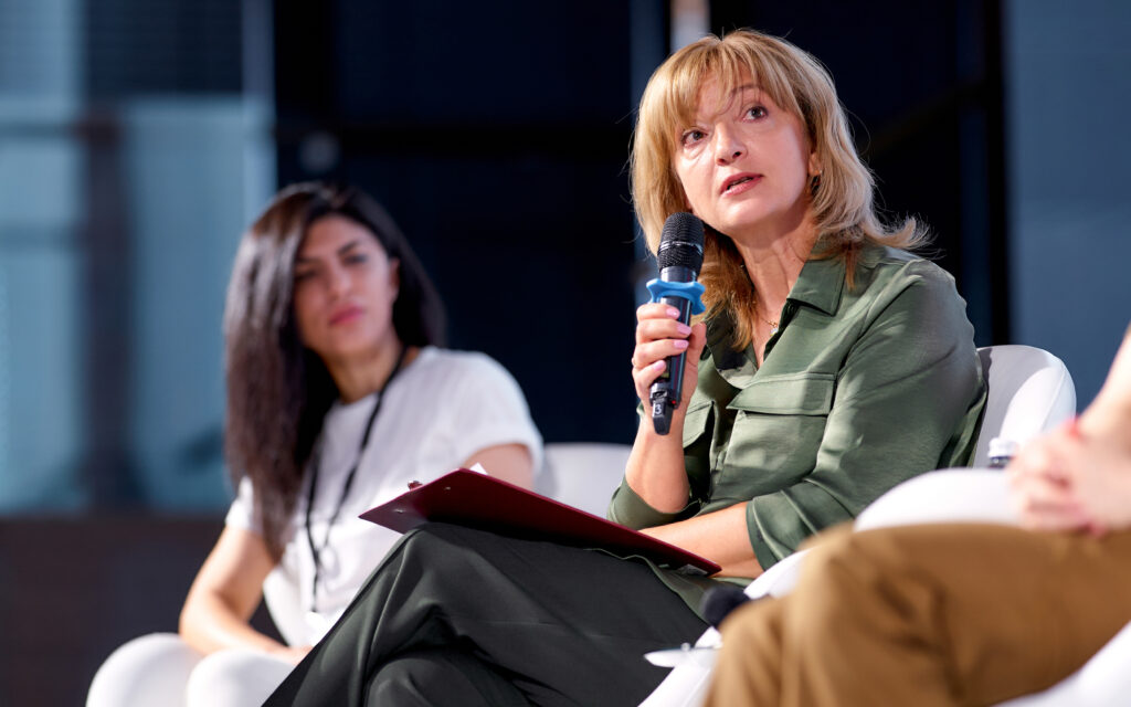 WOMEN LEADERSHIP IN WARTIME