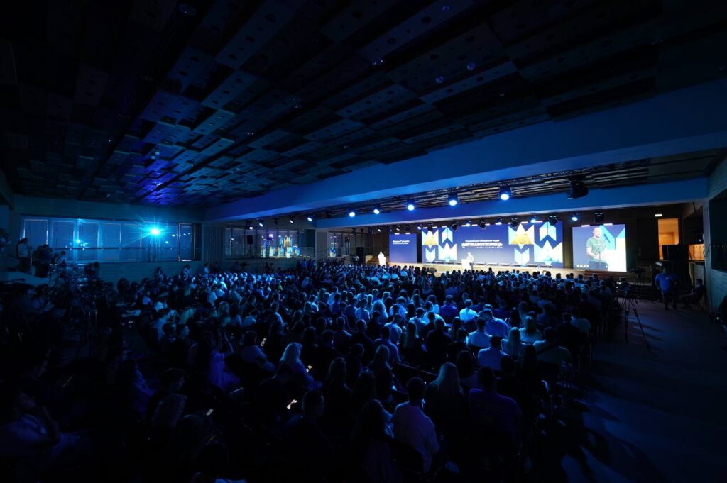 STATEBUILDER: YOUTH IN THE RECONSTRUCTION OF THE STATE