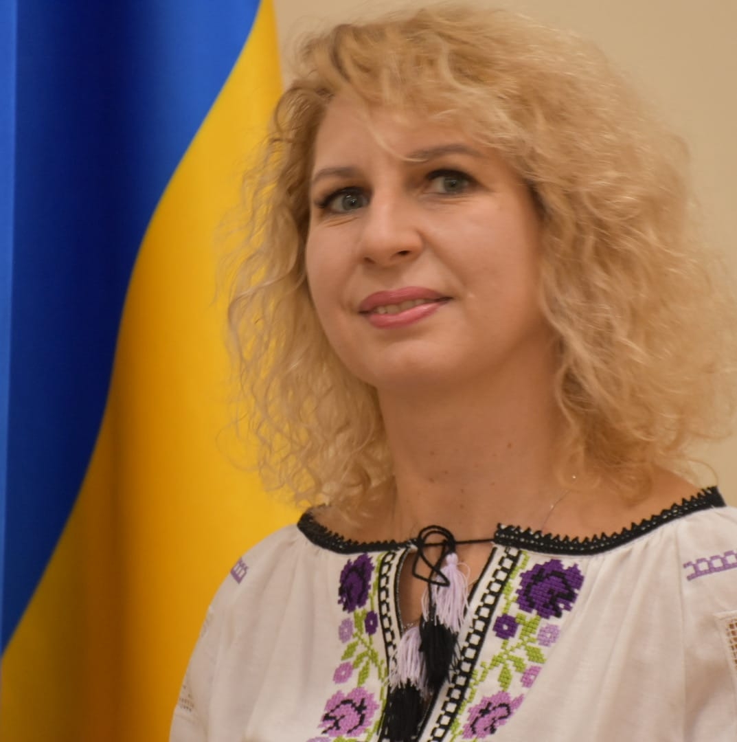 Олена Ялова